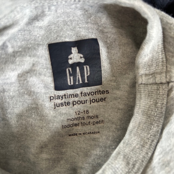 Bundle size 12-18 months fall tops - Picture 11 of 13